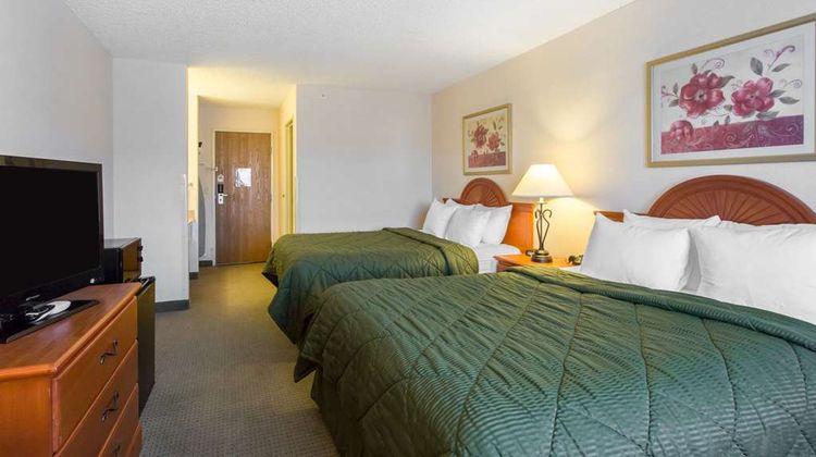 Quality Inn Delta Room