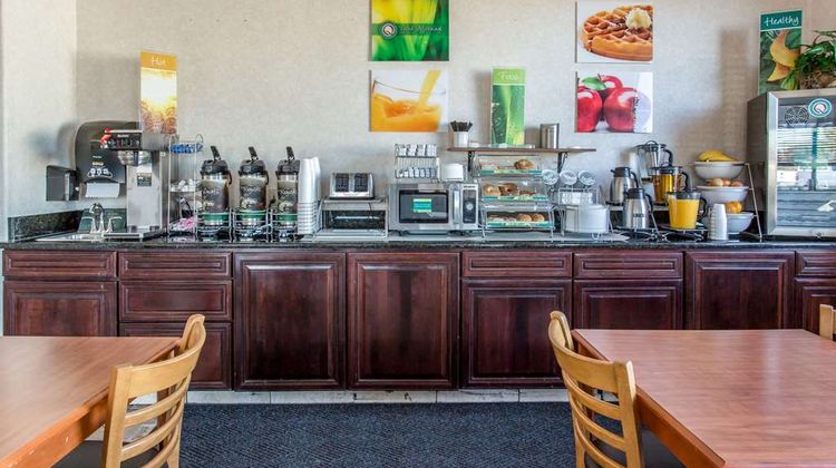 Quality Inn Delta Restaurant