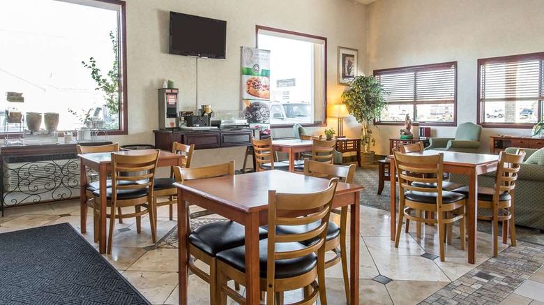 <b>Quality Inn Delta Restaurant</b>. Images powered by <a href="https://iceportal.shijigroup.com/" title="IcePortal" target="_blank">IcePortal</a>.