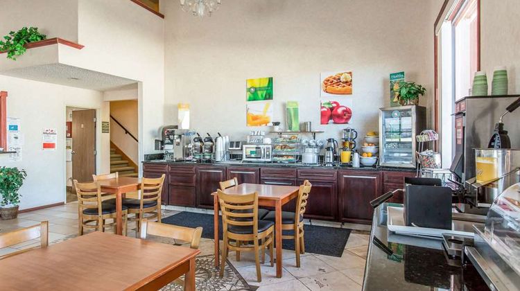 Quality Inn Delta Restaurant