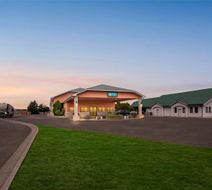 Quality Inn Delta Exterior