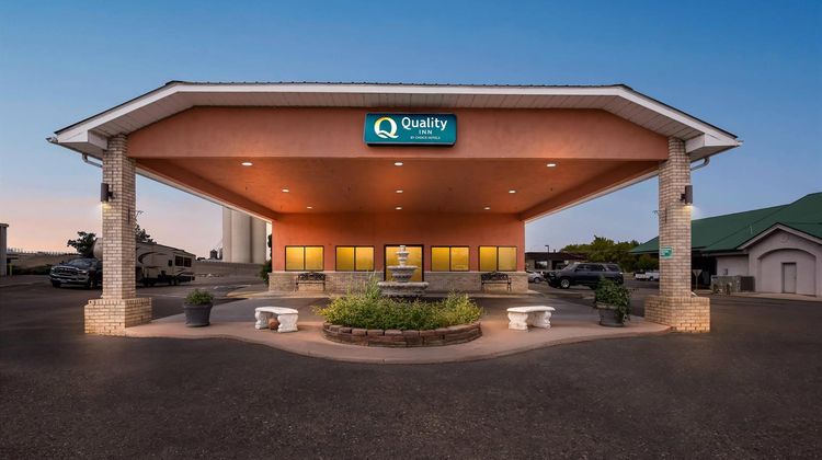 Quality Inn Delta Exterior