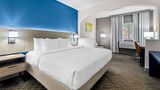 Comfort Suites Denver North-Westminster Suite