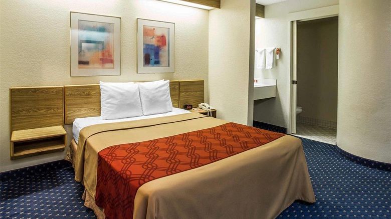 <b>Econo Lodge Denver International Airport Room</b>. Images powered by <a href="https://iceportal.shijigroup.com/" title="IcePortal" target="_blank">IcePortal</a>.
