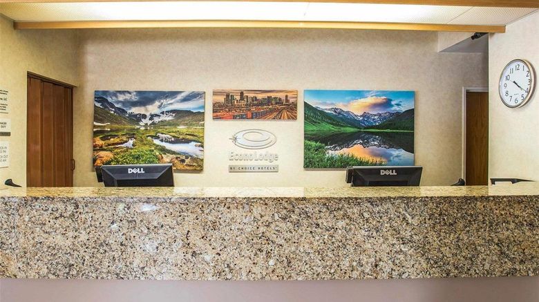 <b>Econo Lodge Denver International Airport Lobby</b>. Images powered by <a href="https://iceportal.shijigroup.com/" title="IcePortal" target="_blank">IcePortal</a>.