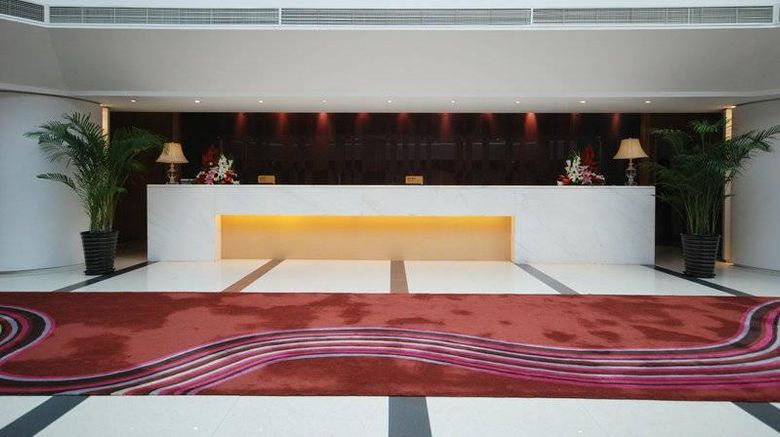 <b>Comfort Suites Olympics Park Yayuncun Lobby</b>. Images powered by <a href="https://iceportal.shijigroup.com/" title="IcePortal" target="_blank">IcePortal</a>.