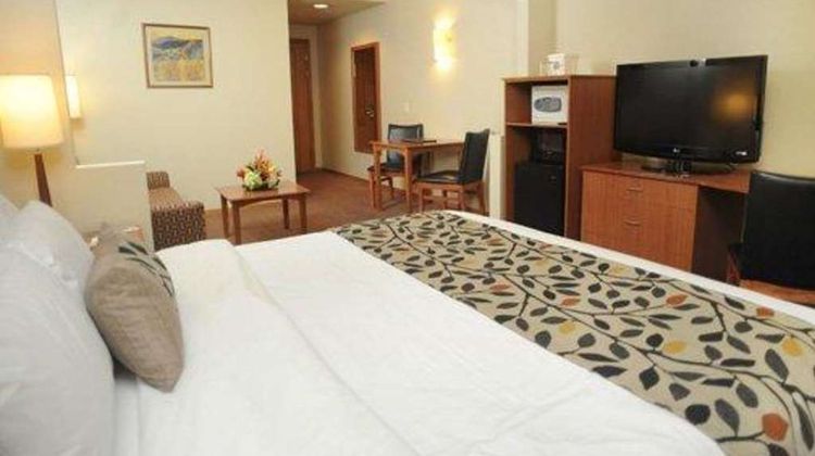 Sleep Inn Paseo Las Damas Suite