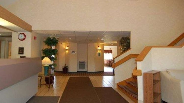 Rodeway Inn Lobby