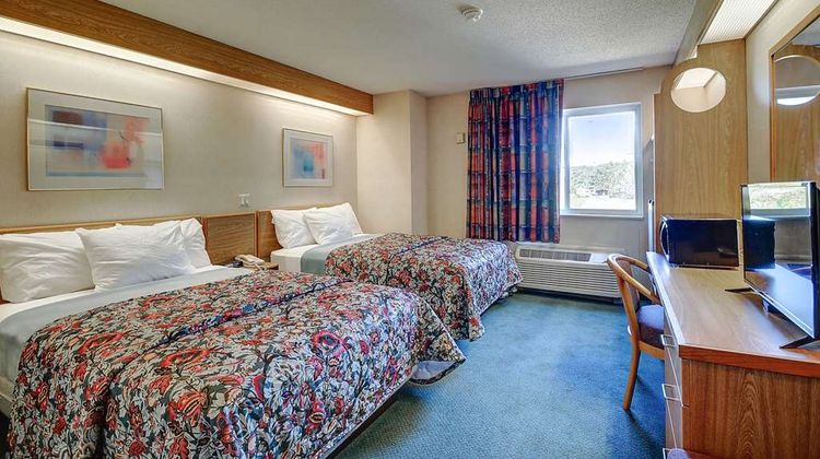 Rodeway Inn Room