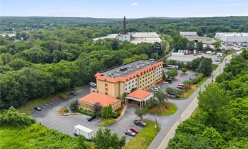 Comfort Suites Norwich