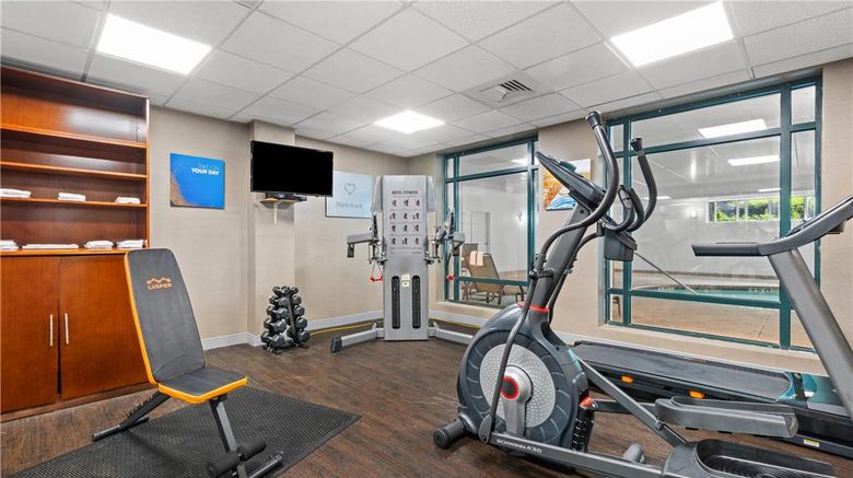 <b>Comfort Suites Norwich Health</b>. Images powered by <a href="https://iceportal.shijigroup.com/" title="IcePortal" target="_blank">IcePortal</a>.