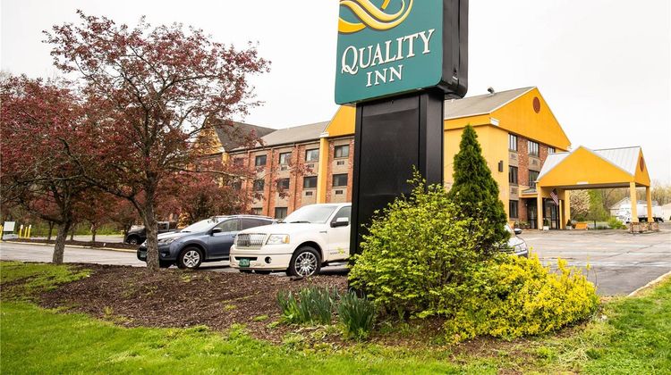 Quality Inn Cromwell Exterior