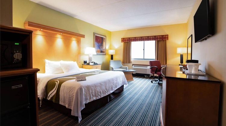 Quality Inn Cromwell Room