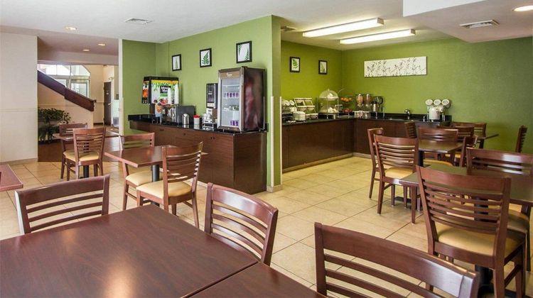 Sleep Inn and Suites Niantic North Restaurant