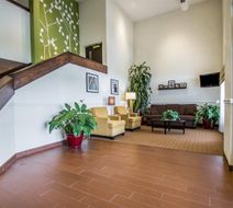 Sleep Inn and Suites Niantic North Lobby