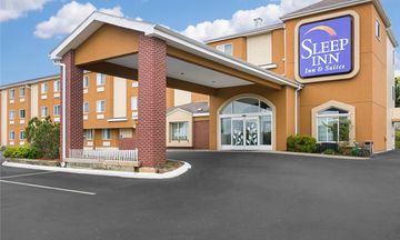 Sleep Inn and Suites Niantic North