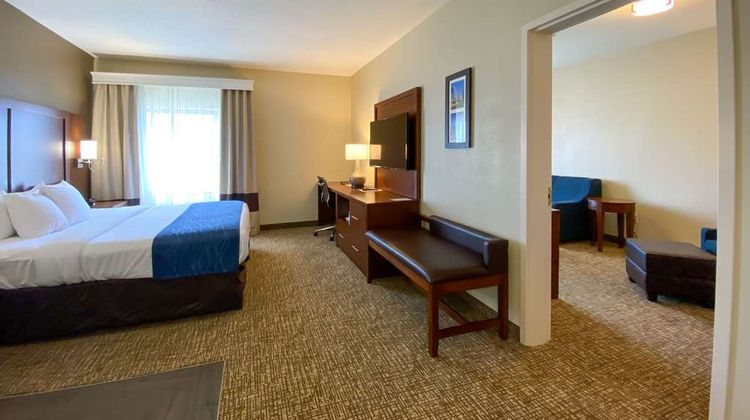 Comfort Inn Suite