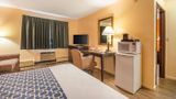 <b>Econo Lodge Inn & Suites Suite</b>. Images powered by <a href="https://iceportal.shijigroup.com/" title="IcePortal" target="_blank">IcePortal</a>.