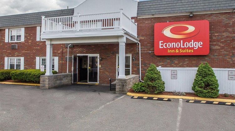 Econo Lodge Inn & Suites Exterior