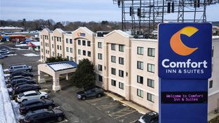 Comfort Inn and Suites Meriden East