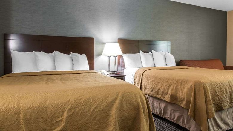 <b>Quality Inn & Suites Suite</b>. Images powered by <a href="https://iceportal.shijigroup.com/" title="IcePortal" target="_blank">IcePortal</a>.