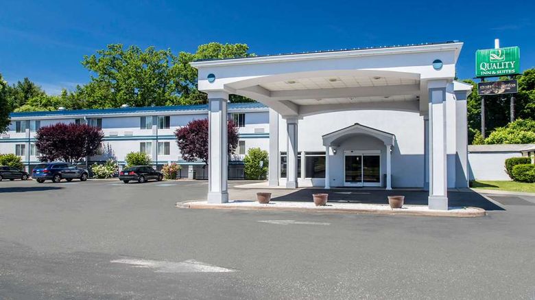 <b>Quality Inn & Suites Exterior</b>. Images powered by <a href="https://iceportal.shijigroup.com/" title="IcePortal" target="_blank">IcePortal</a>.