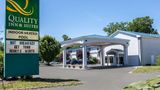 Quality Inn & Suites Exterior