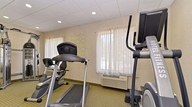 <b>Quality Suites Stratford Health</b>. Images powered by <a href="https://iceportal.shijigroup.com/" title="IcePortal" target="_blank">IcePortal</a>.