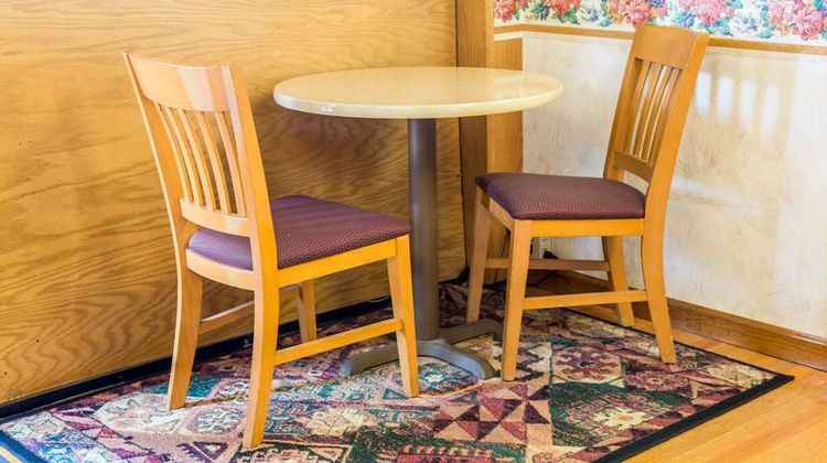Rodeway Inn & Suites Restaurant