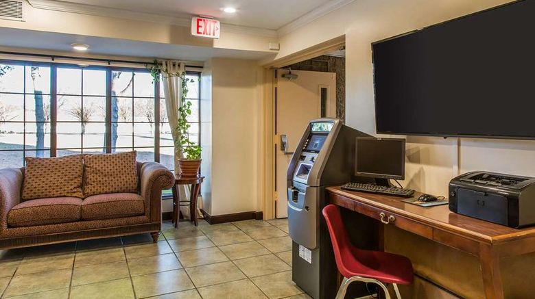 <b>Econo Lodge Milldale-Southington Lobby</b>. Images powered by <a href="https://iceportal.shijigroup.com/" title="IcePortal" target="_blank">IcePortal</a>.