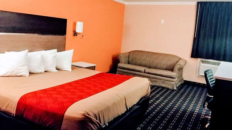 <b>Econo Lodge Milldale-Southington Room</b>. Images powered by <a href="https://iceportal.shijigroup.com/" title="IcePortal" target="_blank">IcePortal</a>.