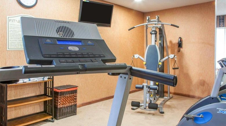 <b>Quality Inn & Suites Health</b>. Images powered by <a href="https://iceportal.shijigroup.com/" title="IcePortal" target="_blank">IcePortal</a>.