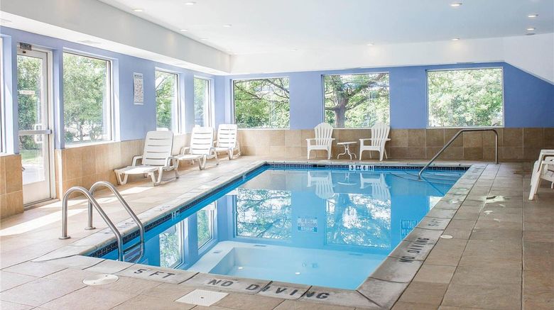 <b>Comfort Inn Wethersfield Pool</b>. Images powered by <a href="https://iceportal.shijigroup.com/" title="IcePortal" target="_blank">IcePortal</a>.