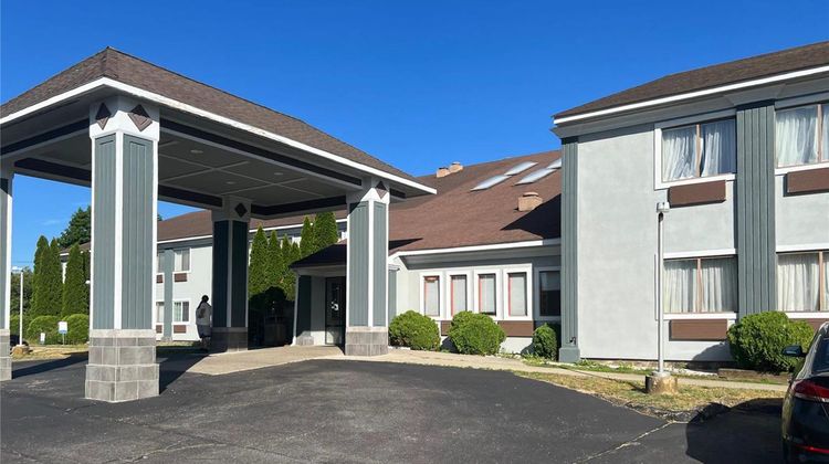 Quality Inn Exterior