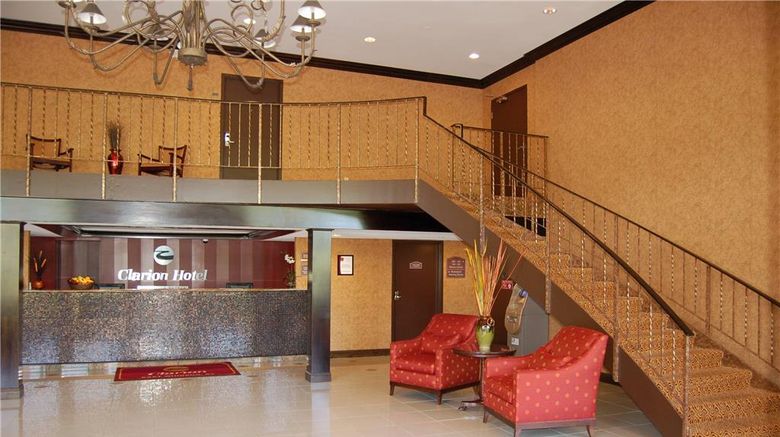 <b>Rodeway Inn & Suites, East Windsor Lobby</b>. Images powered by <a href="https://iceportal.shijigroup.com/" title="IcePortal" target="_blank">IcePortal</a>.