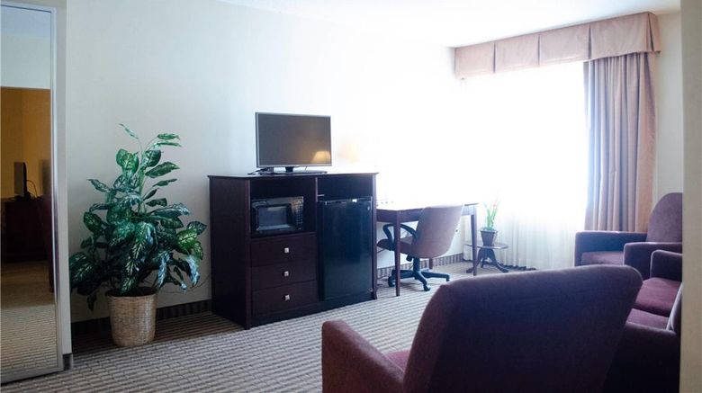 <b>Rodeway Inn & Suites, East Windsor Room</b>. Images powered by <a href="https://iceportal.shijigroup.com/" title="IcePortal" target="_blank">IcePortal</a>.