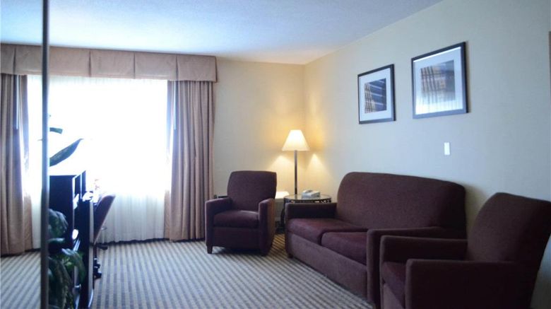 <b>Rodeway Inn & Suites, East Windsor Room</b>. Images powered by <a href="https://iceportal.shijigroup.com/" title="IcePortal" target="_blank">IcePortal</a>.