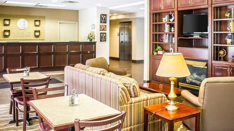 <b>Comfort Inn & Suites Dayville Lobby</b>. Images powered by <a href="https://iceportal.shijigroup.com/" title="IcePortal" target="_blank">IcePortal</a>.