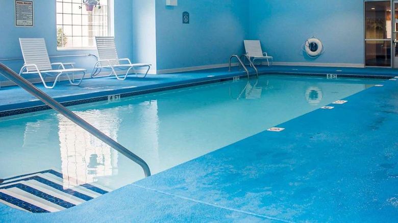 <b>Comfort Inn & Suites Dayville Pool</b>. Images powered by <a href="https://iceportal.shijigroup.com/" title="IcePortal" target="_blank">IcePortal</a>.