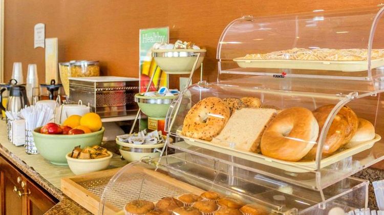 Quality Inn Waterbury Restaurant