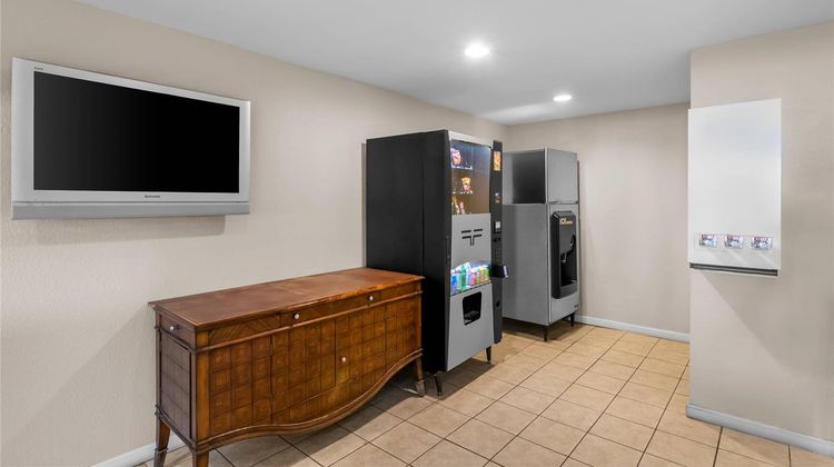 Quality Inn Waterbury Other