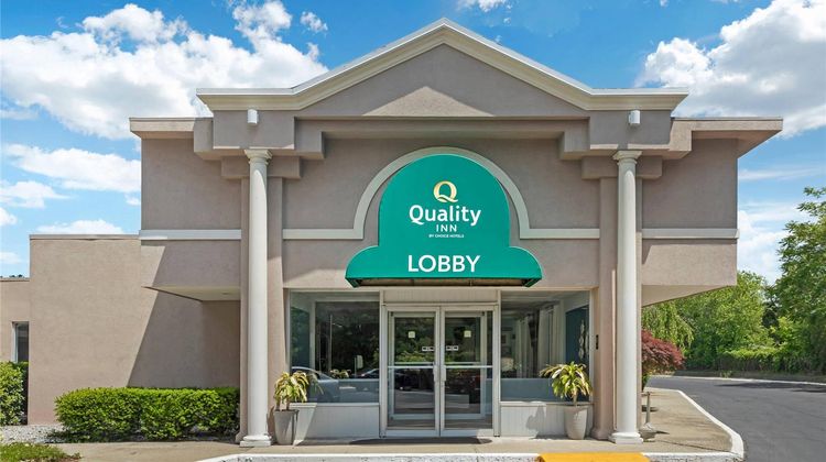 Quality Inn Old Saybrook Exterior