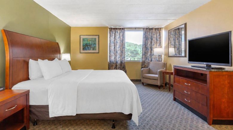 <b>Quality Inn Old Saybrook Suite</b>. Images powered by <a href="https://iceportal.shijigroup.com/" title="IcePortal" target="_blank">IcePortal</a>.