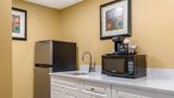 <b>Quality Inn Old Saybrook Suite</b>. Images powered by <a href="https://iceportal.shijigroup.com/" title="IcePortal" target="_blank">IcePortal</a>.