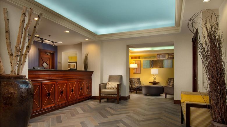 <b>Comfort Inn Downtown DC/Convention Ctr Lobby</b>. Images powered by <a href="https://iceportal.shijigroup.com/" title="IcePortal" target="_blank">IcePortal</a>.