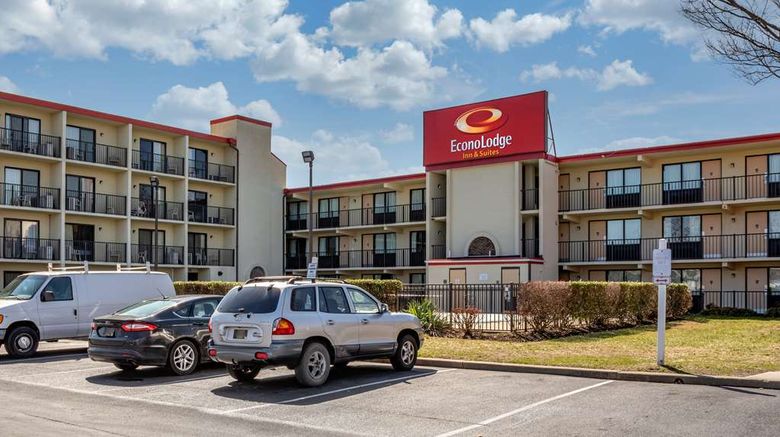 <b>Econo Lodge Resort Exterior</b>. Images powered by <a href="https://iceportal.shijigroup.com/" title="IcePortal" target="_blank">IcePortal</a>.
