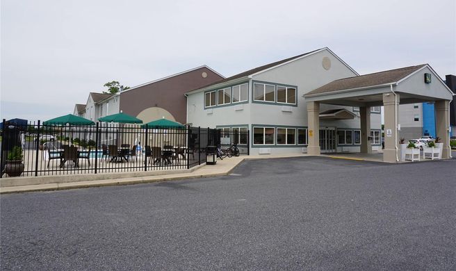 Quality Inn & Suites Georgetown Exterior