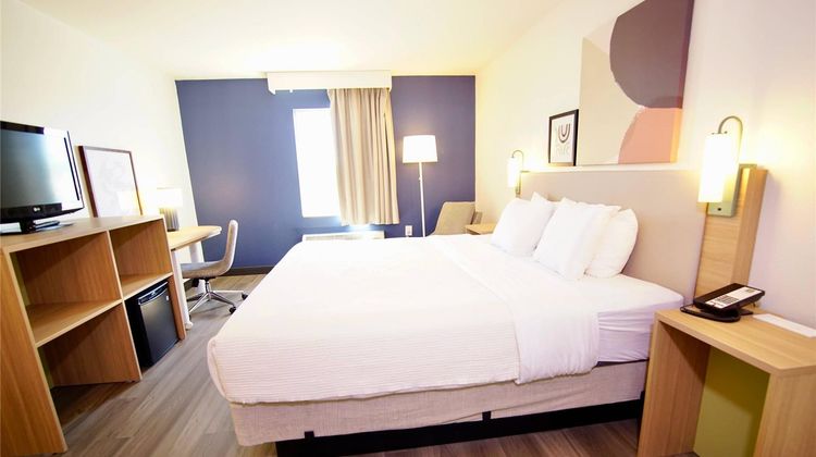 Quality Inn & Suites Georgetown Room