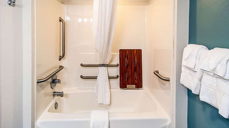 Sleep Inn & Suites Rehoboth Beach Area Room