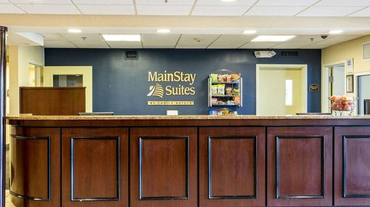 MainStay Suites Lobby